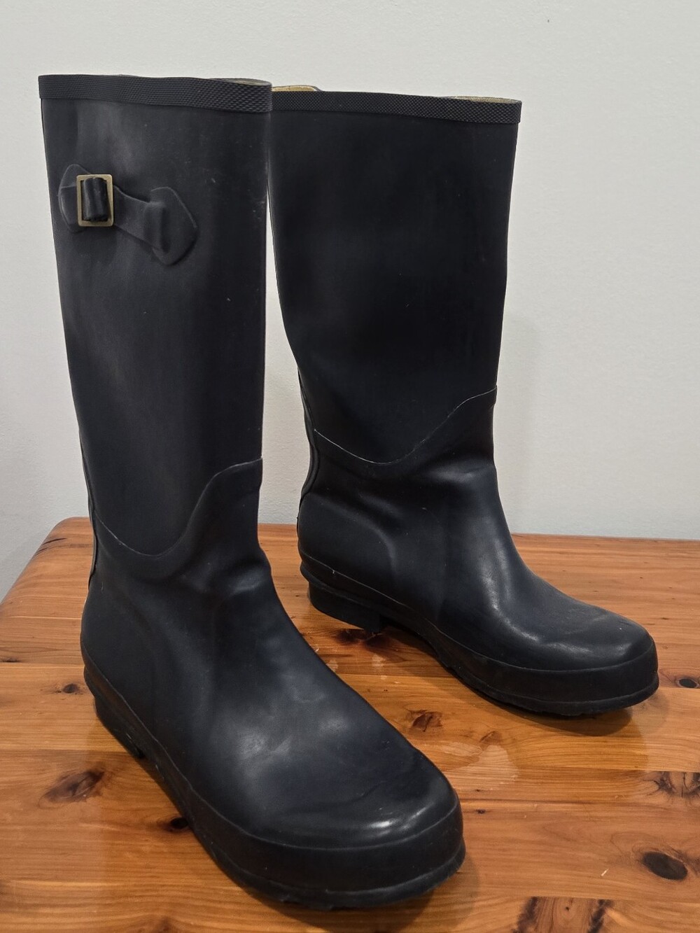 L.L. Bean Tall Wellies Navy Blue Rubber Rain Boots Women's Size 9